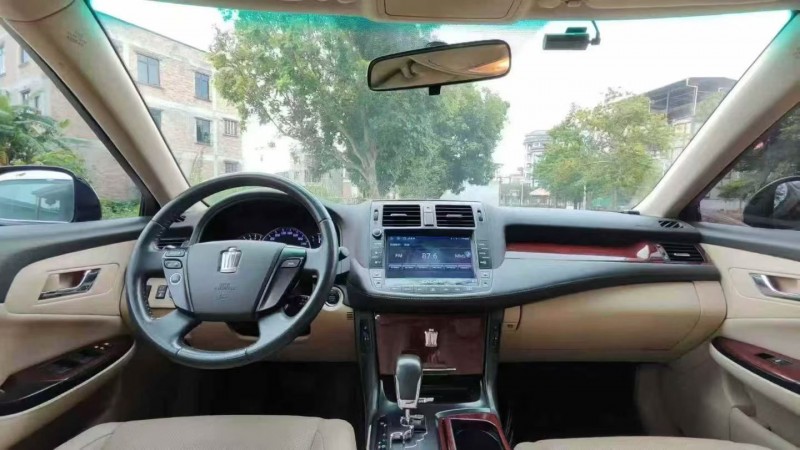 12年深圳丰田皇冠