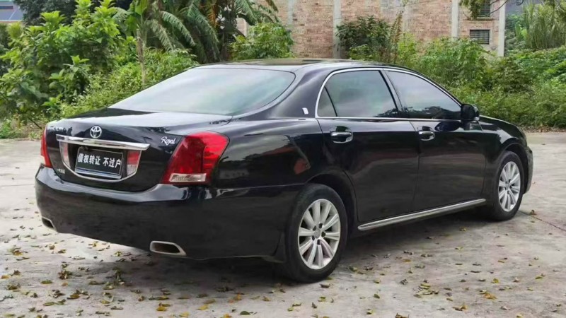 12年深圳丰田皇冠