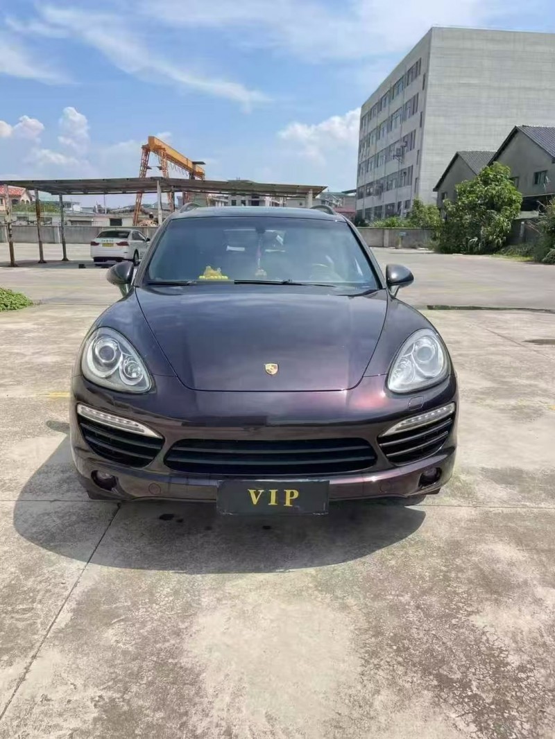 11年景德镇保时捷卡宴