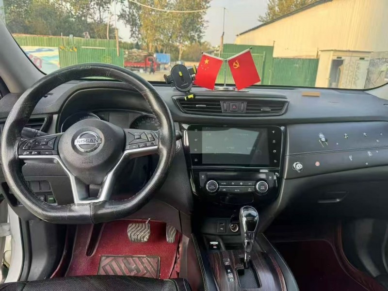 20年济南日产奇骏