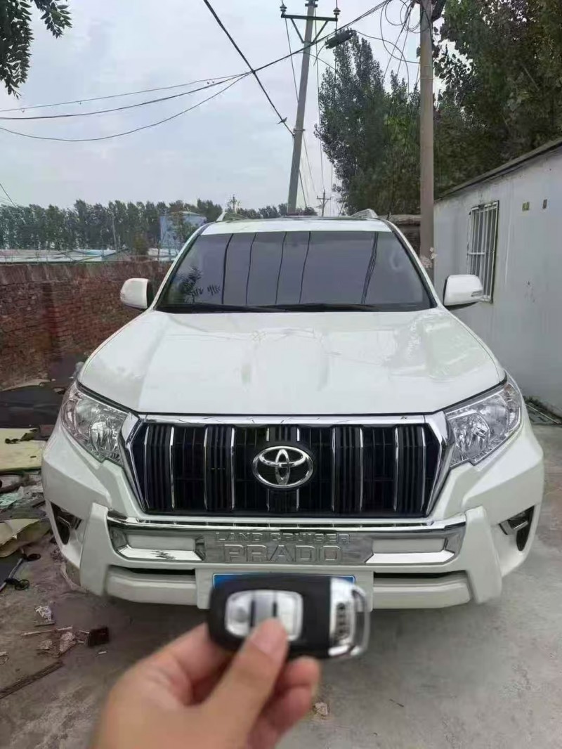 18年郑州丰田普拉多