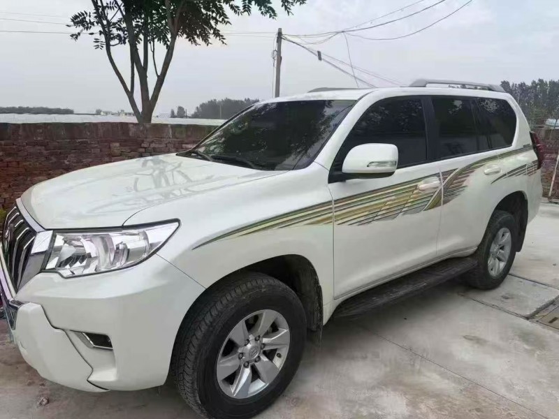 18年郑州丰田普拉多