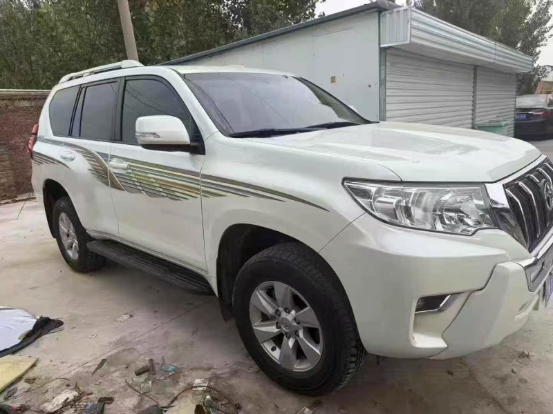 18年郑州丰田普拉多