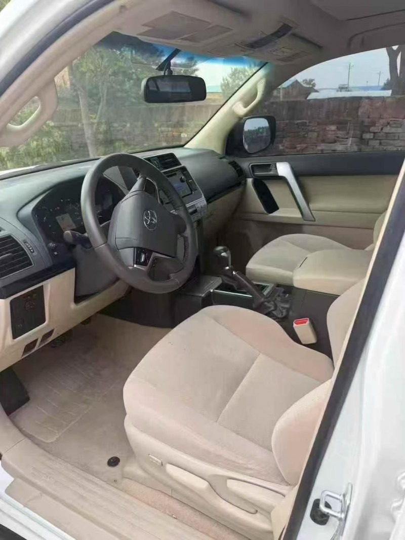 18年郑州丰田普拉多