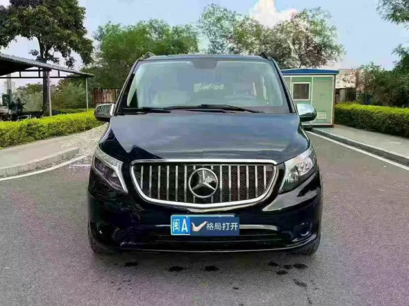 18年梅州奔驰威霆