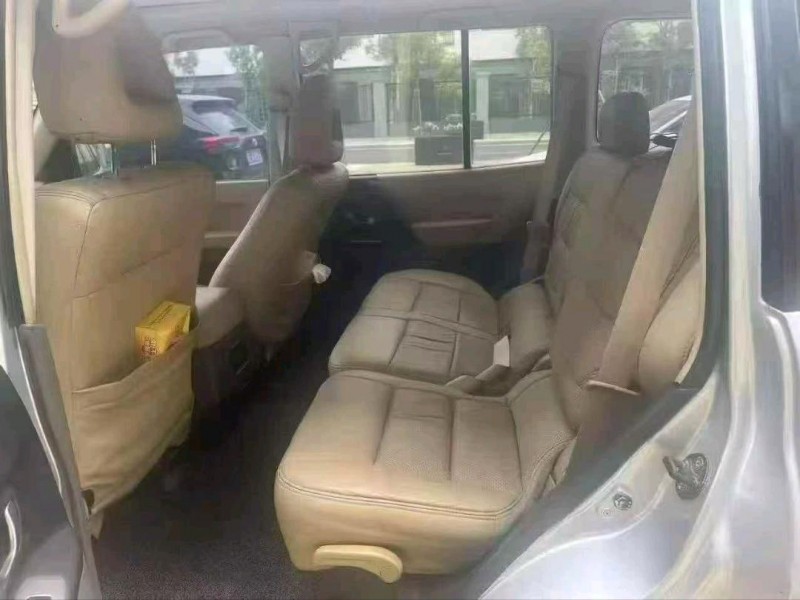 12年深圳三菱帕杰罗