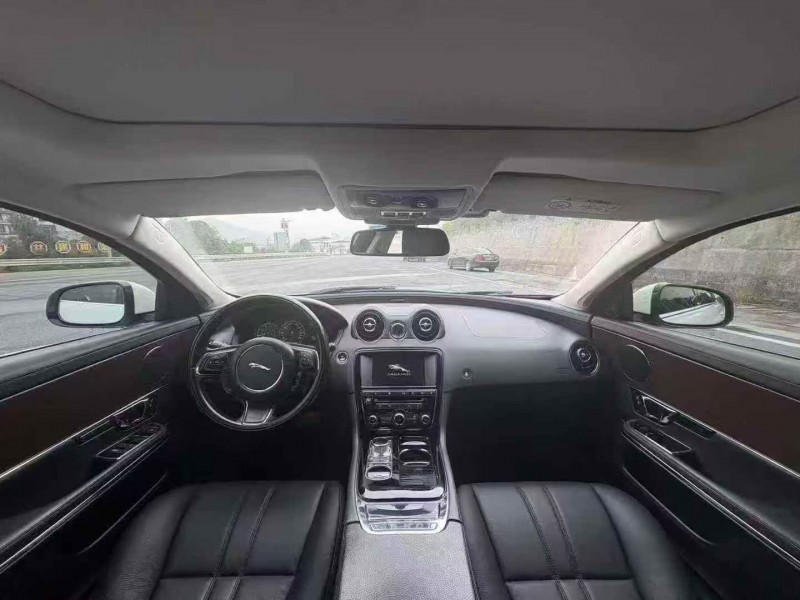 16年九江捷豹XJL