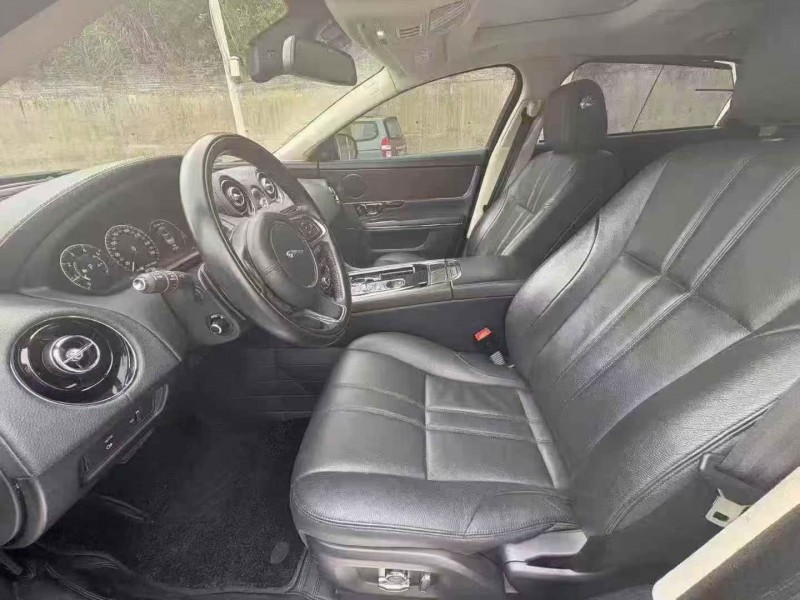 16年九江捷豹XJL