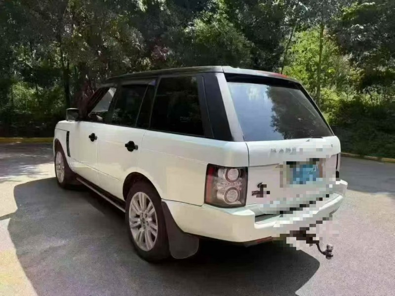 12年重庆市路虎揽胜行政