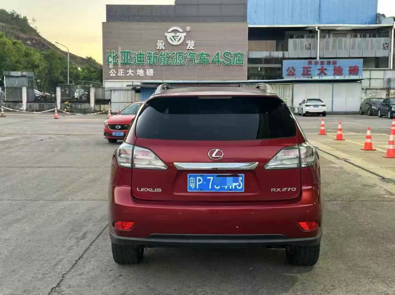 11年珠海雷克萨斯RX