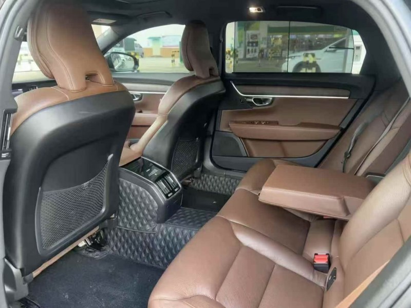 21年深圳沃尔沃S90