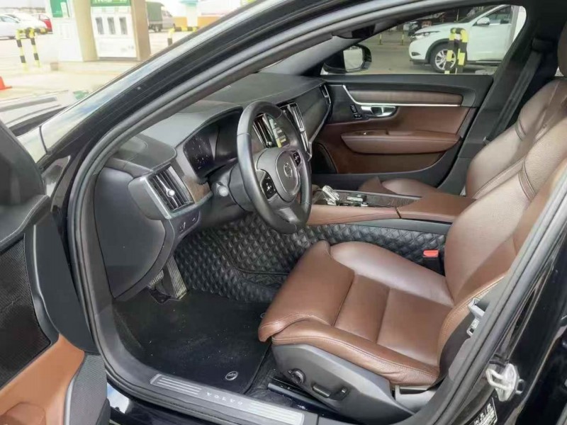 21年深圳沃尔沃S90