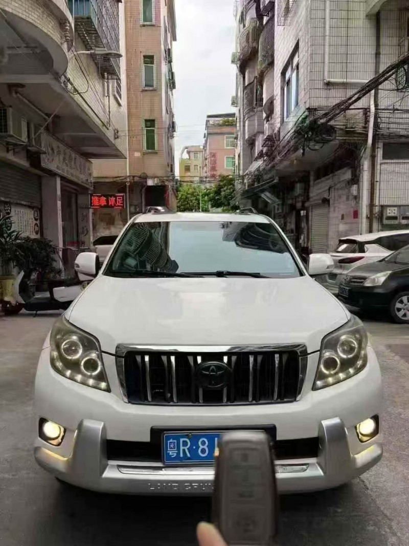 13年深圳丰田普拉多