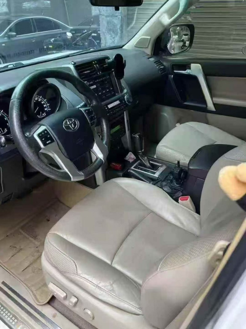 13年深圳丰田普拉多