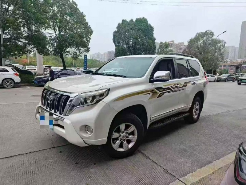 15年长沙丰田普拉多