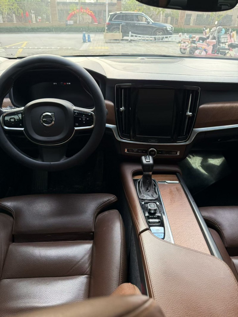 19年徐州沃尔沃S90
