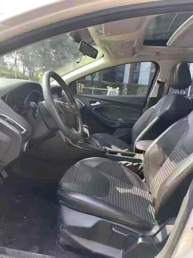 18年广州福特福克斯