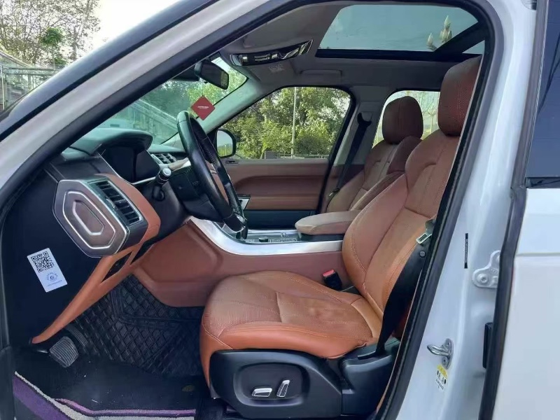 17年重庆市路虎揽胜运动