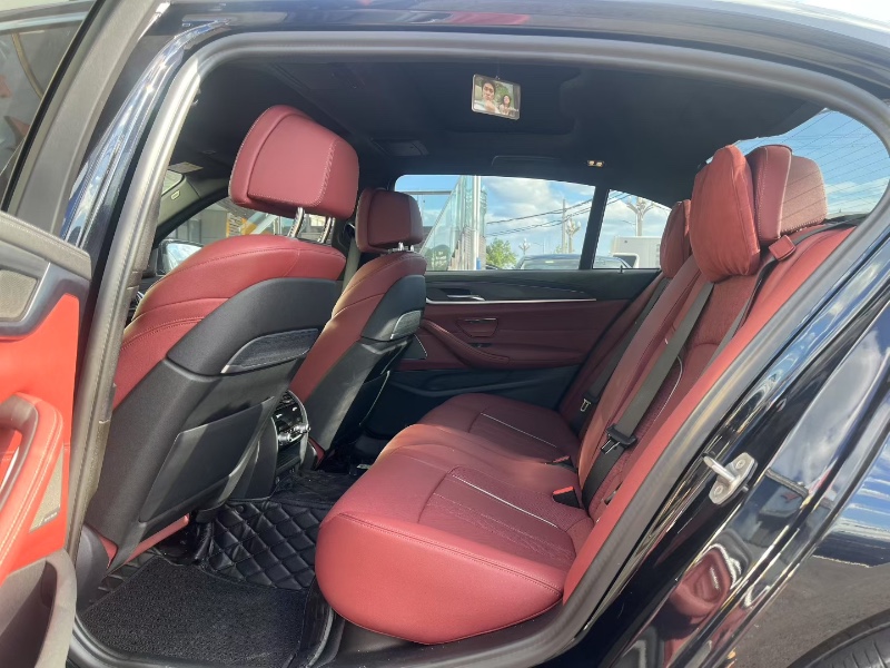 23年重庆市宝马5系