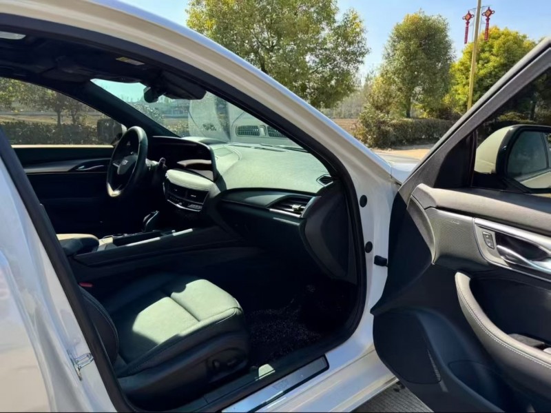 24年常州凯迪拉克CT5