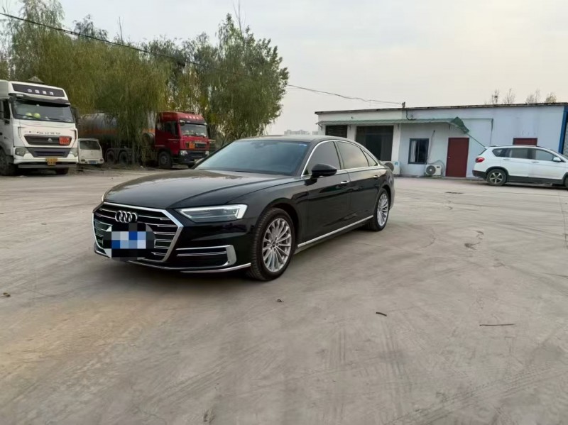 22年东营奥迪A8L
