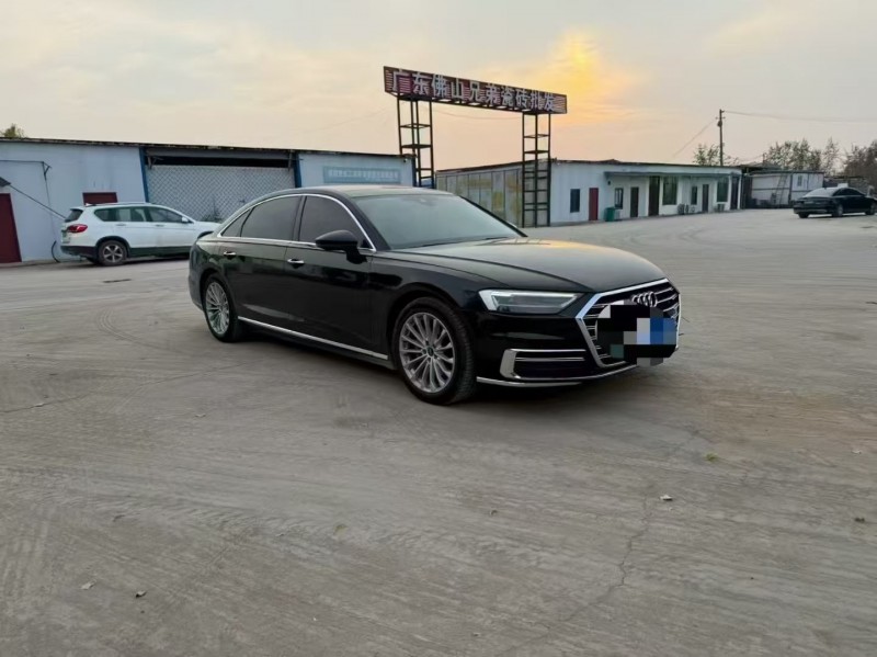 22年东营奥迪A8L