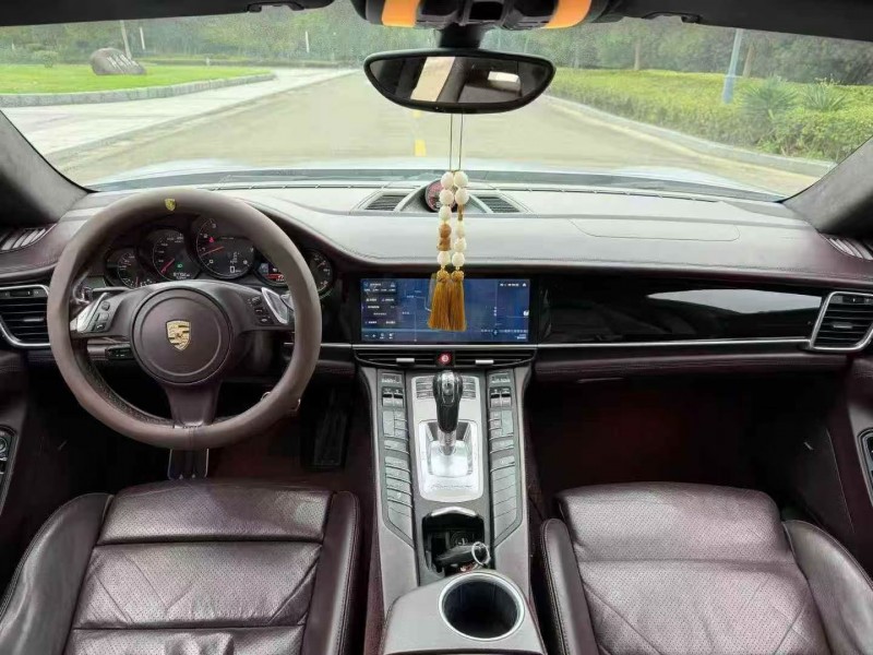 14年南京保时捷帕拉梅拉