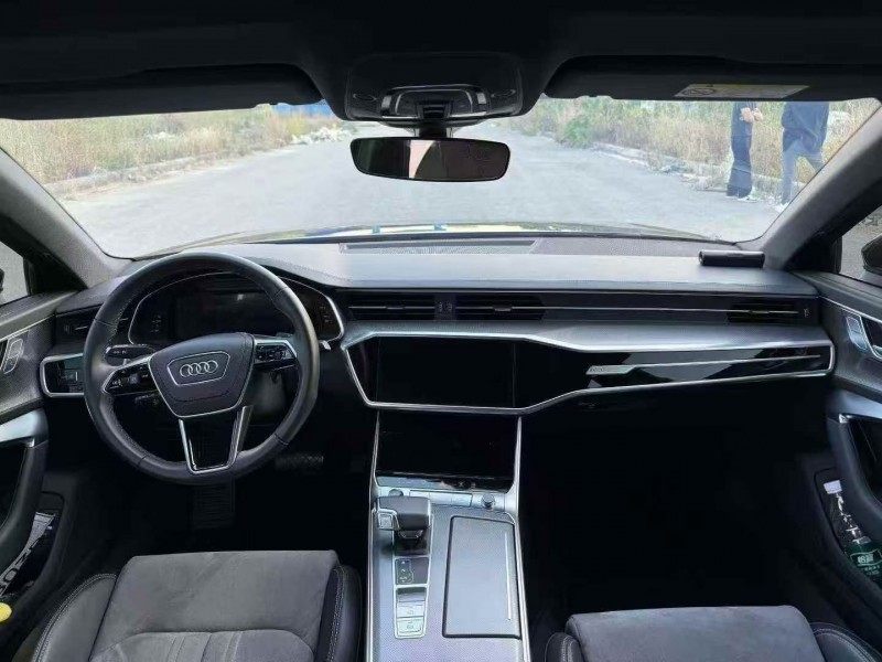 25年桂林奥迪A6L