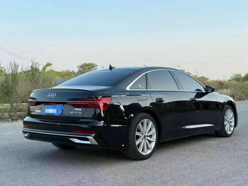 25年桂林奥迪A6L