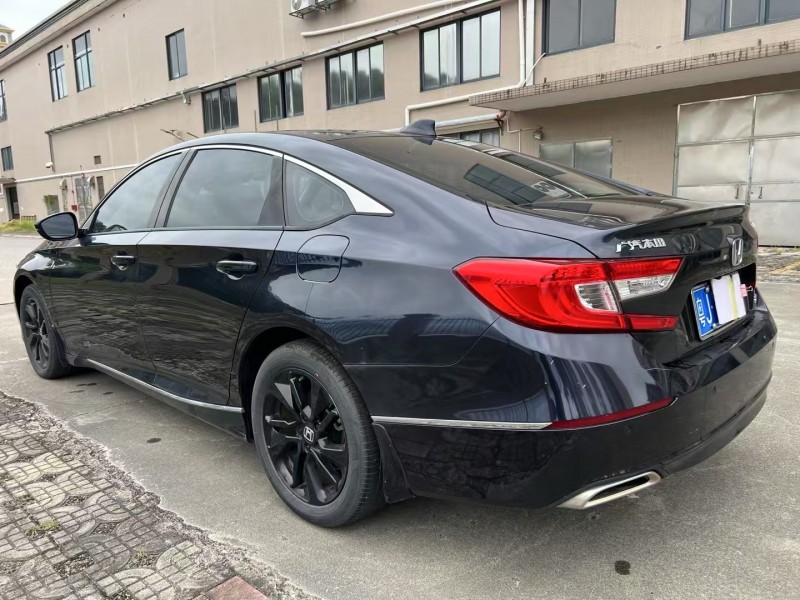 21年江门本田雅阁