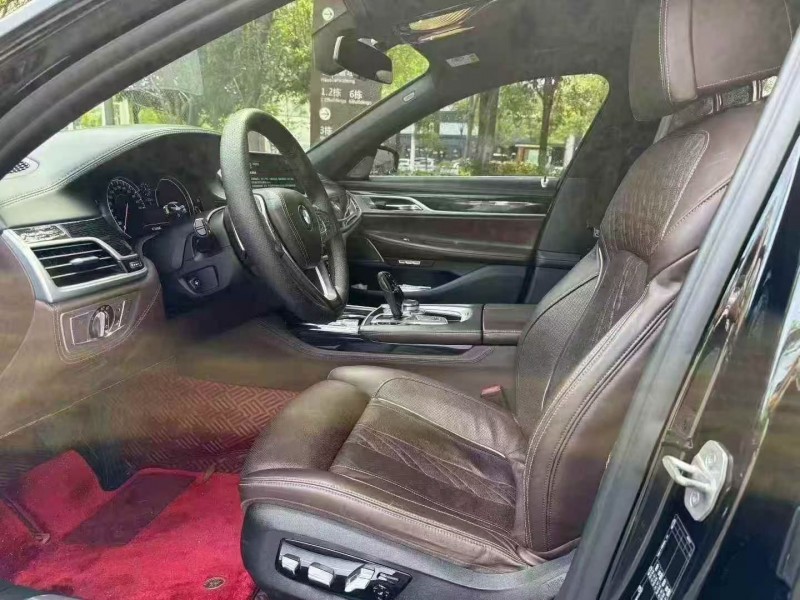 17年珠海宝马7系