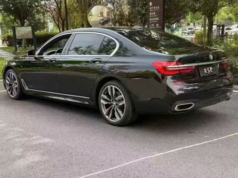17年珠海宝马7系