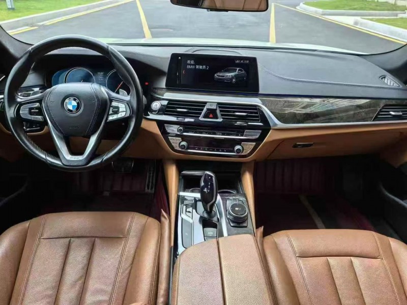 18年吉安宝马5系