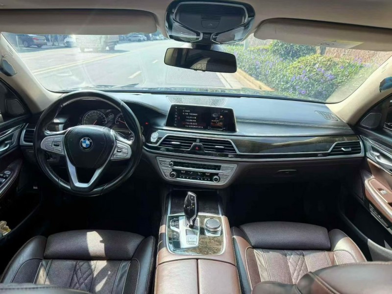 19年秦皇岛宝马7系