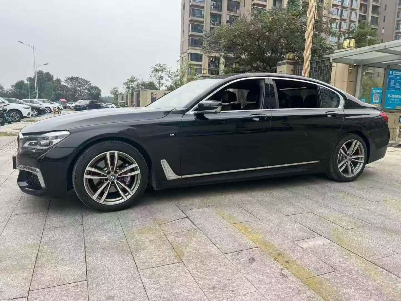 18年抚州宝马7系