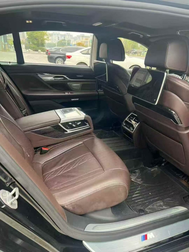 18年抚州宝马7系