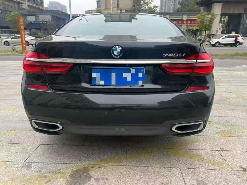 18年抚州宝马7系