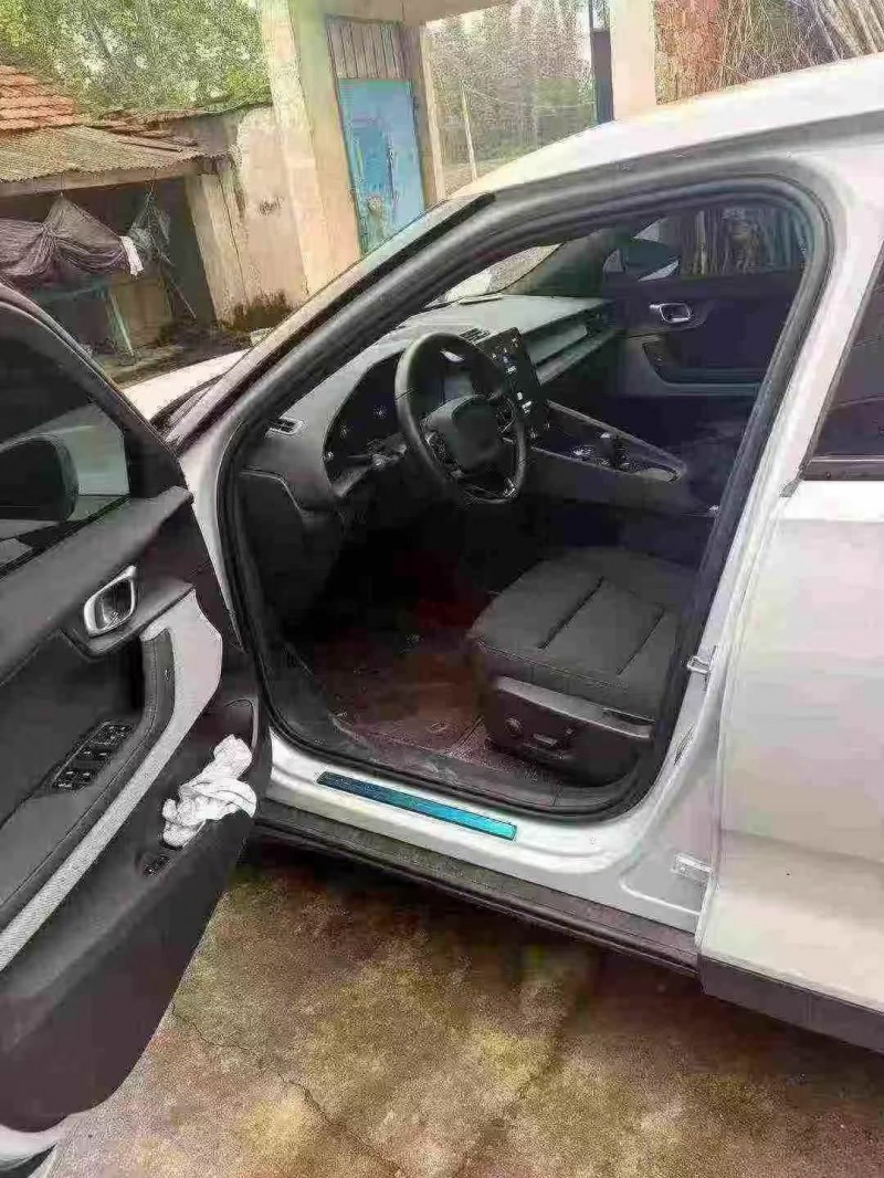 24年宜昌沃尔沃极星