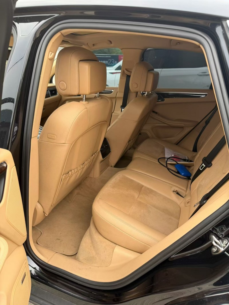 14年徐州保时捷Macan