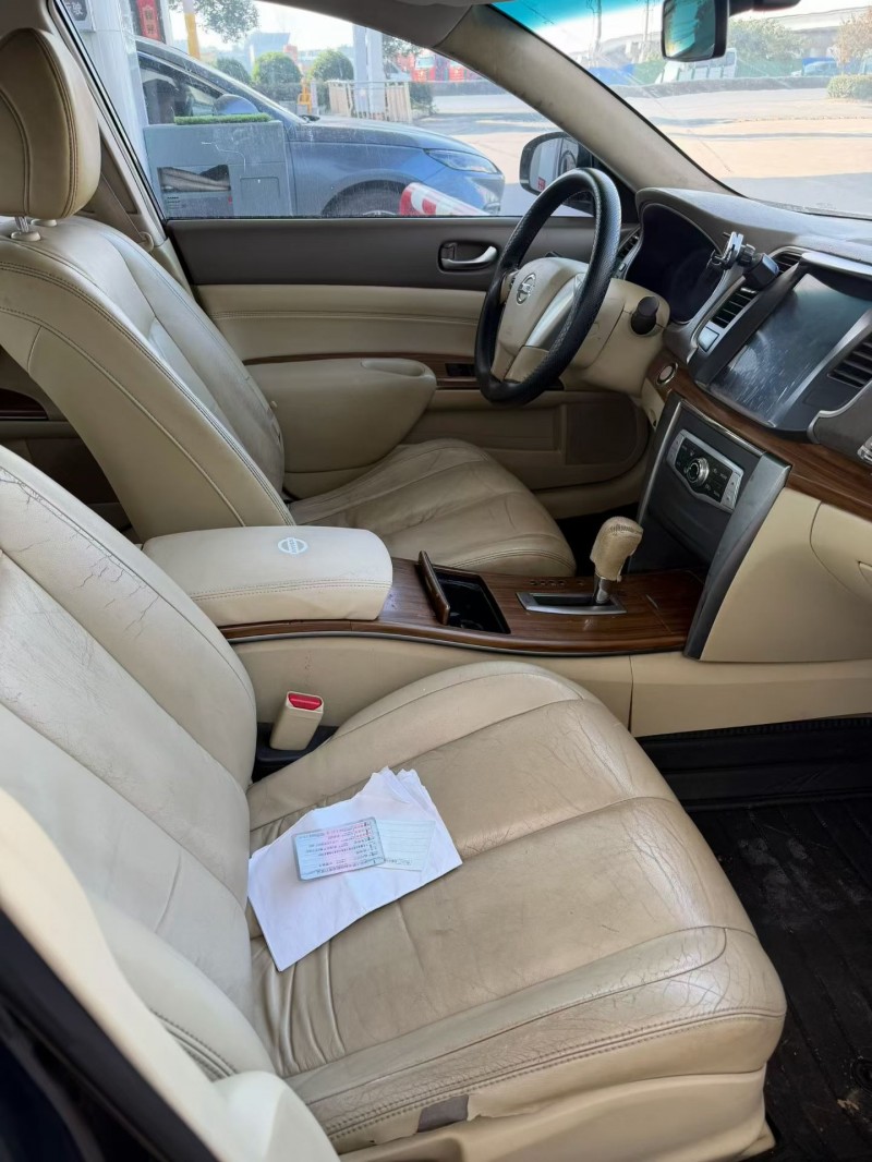 12年马鞍山日产天籁