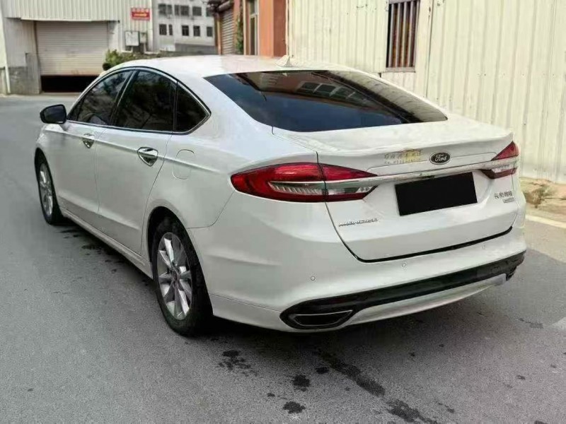 17年泉州福特蒙迪欧