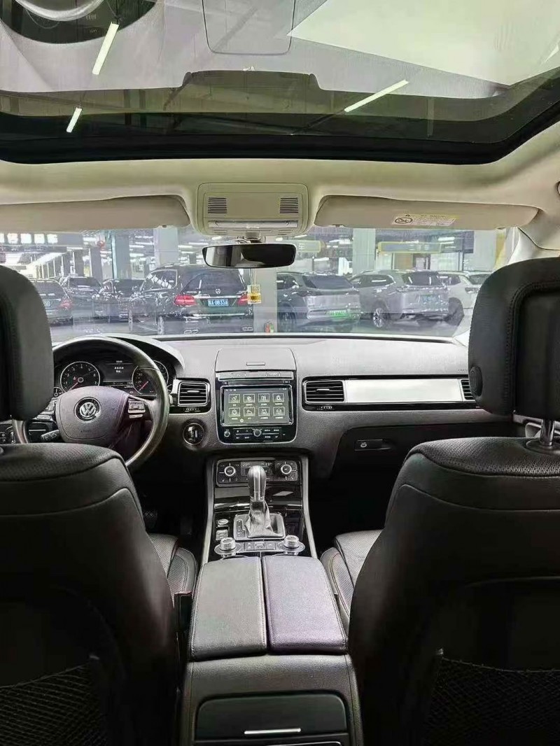 17年遵义大众途锐