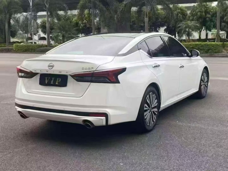 25年厦门日产天籁