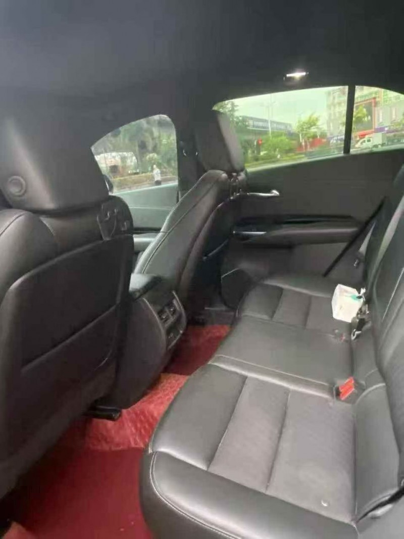 23年厦门凯迪拉克XT4