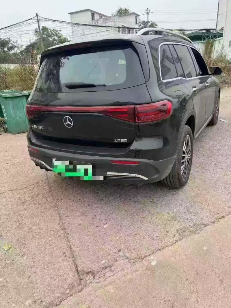 25年吉安奔驰EQB