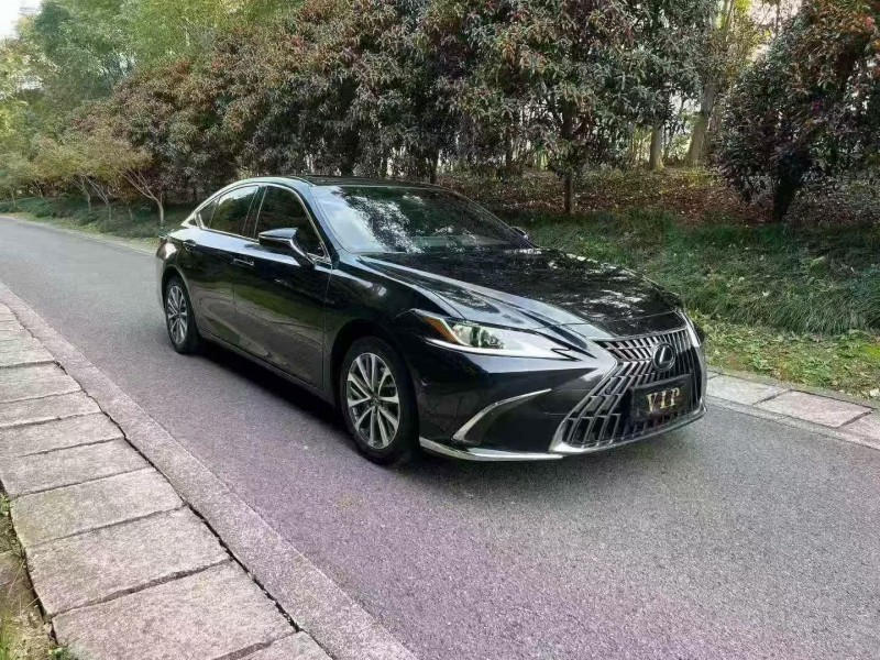 24年绍兴雷克萨斯ES