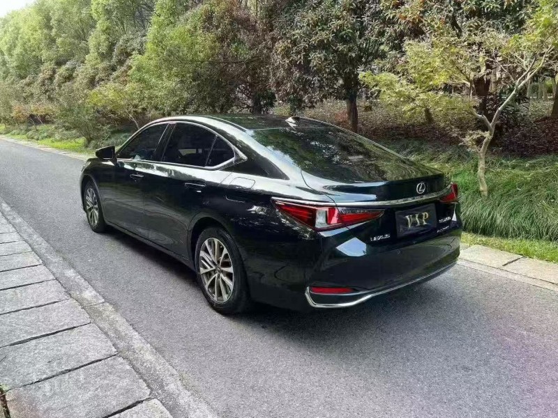 24年绍兴雷克萨斯ES