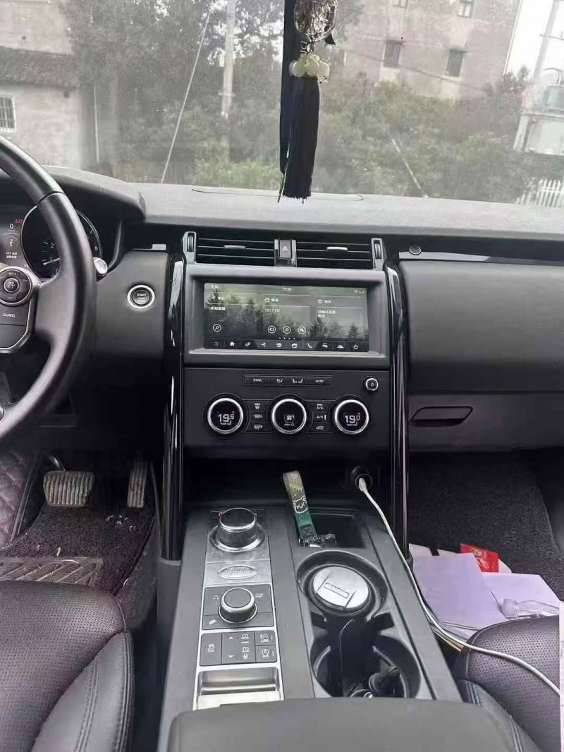 18年湖州路虎发现5