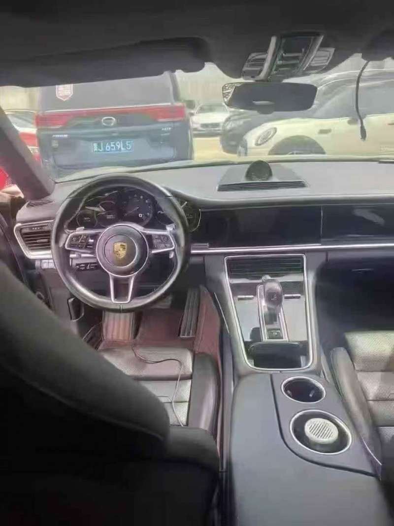 17年衡阳保时捷帕拉梅拉