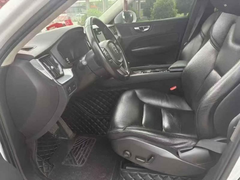 18年珠海沃尔沃XC60